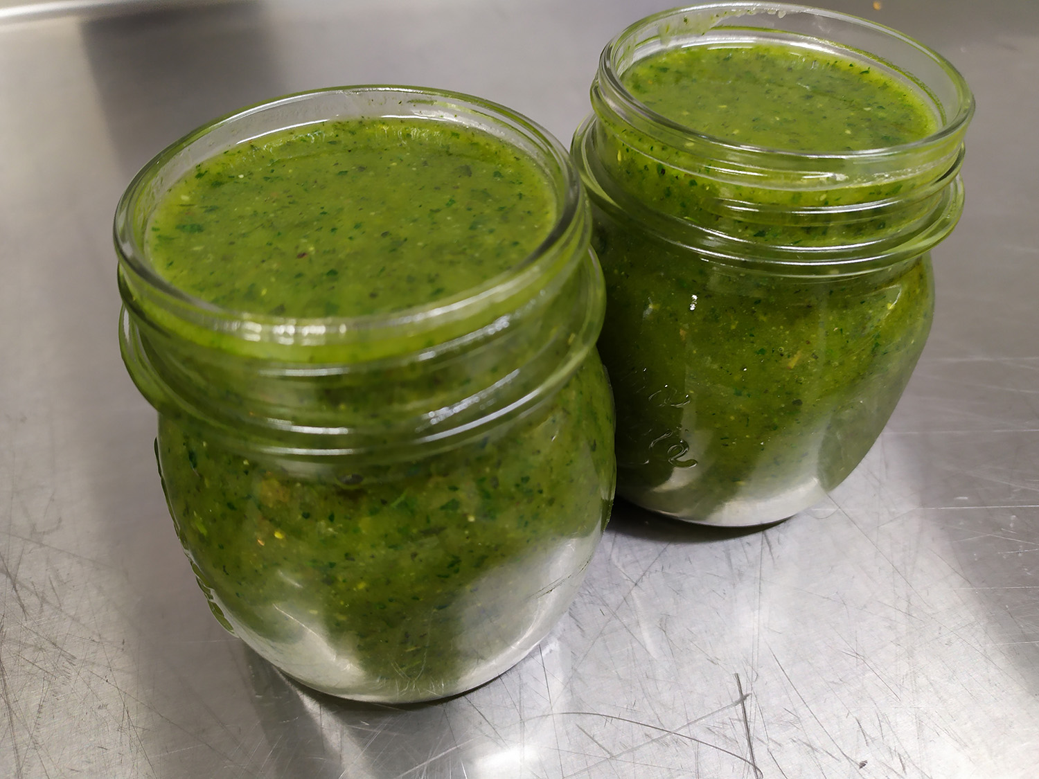 Pesto alle erbe aromatizzato al tartufo