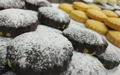 BISCOTTI CON CONDIMENTO A BASE DI OLIO FEBO AROMATIZZATO AL LIMONE